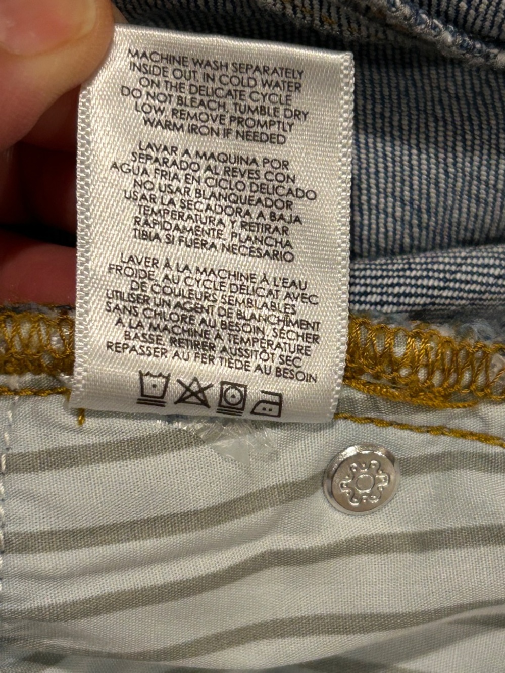 Cabi Palm Beach Crop in Denim Size 8 - Picture 6 of 16